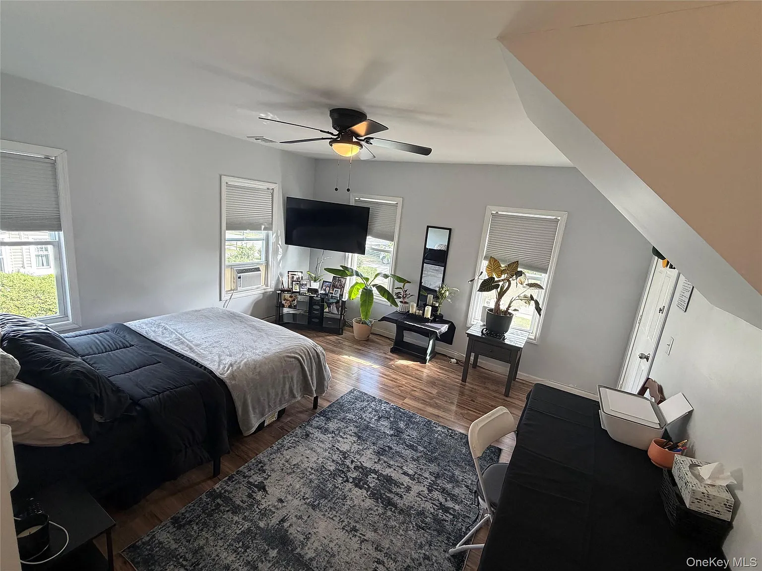 1 bed, 1.0 bath, 168 sqft, $2,100 — Photo 3