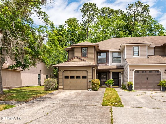 3rd image of 3951 LAURELWOOD Drive
