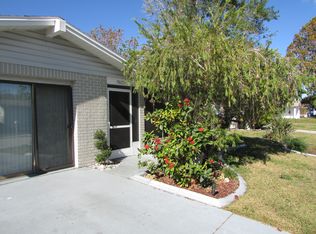 9035 Shallowford Ln, Port Richey, FL 34668