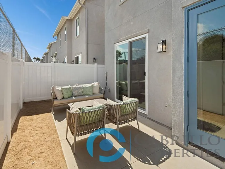 1675 Neptune Ave — Photo 53