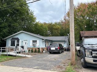 19 Lippincott Rd, Fox Lake, IL 60020