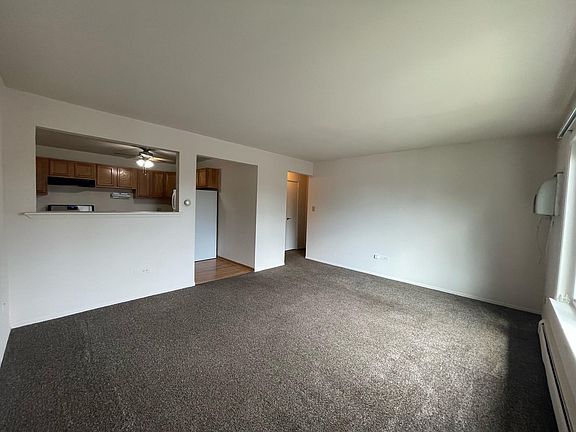 5th image of 105 Harrington Ave #14