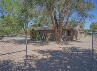 1805 Barcelona Rd SW, Albuquerque, NM 87105