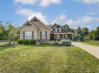69 Shadow Leaf Dr, Springboro, OH 45066