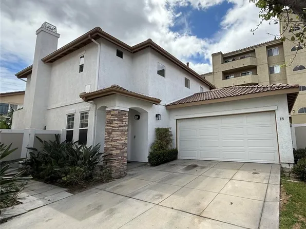 18 Redwood Ct, Stanton, CA 90680