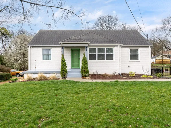 3925 Ivy Dr, Nashville, TN 37216