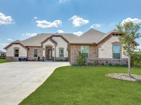 1001 Mickelson Dr, Granbury, TX 76048