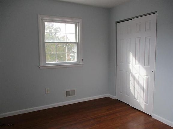 5th image of 104 Fairway Dr