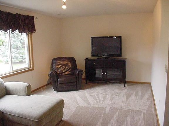 MAIN FLOOR FAMILY ROOM