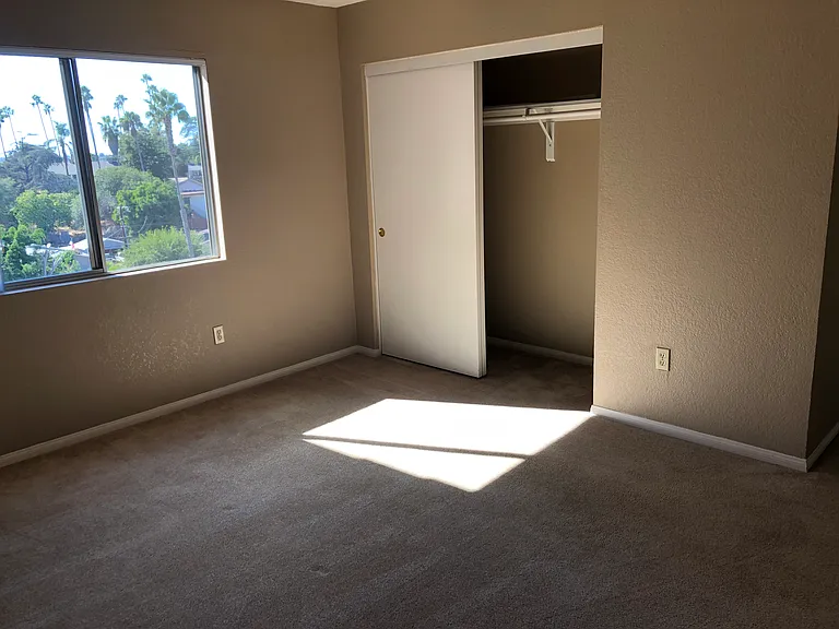 735 Franklin Ln #7 — Photo 8