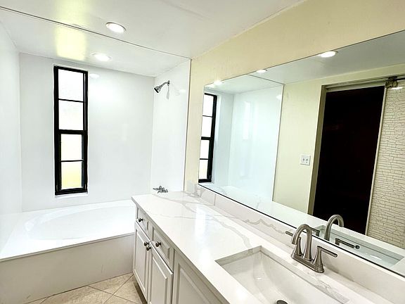 5th image of 9440 SW 8th Street #109