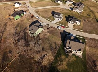 1424 Trail Creek Rd, Huxley, IA 50124