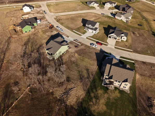 1424 Trail Creek Rd, Huxley, IA 50124