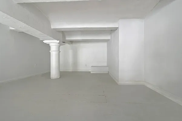 Rented by Voro NYC | media 10