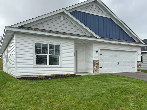 4829 Education Dr N, Hugo, MN 55038