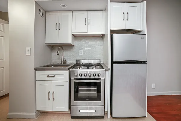 Rented by Reliance Realty Partners LLC  | media 4