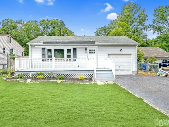 534 Azalea Dr, Brick, NJ 08724