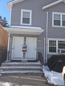 65 Montgomery Ave, Irvington, NJ, 07111