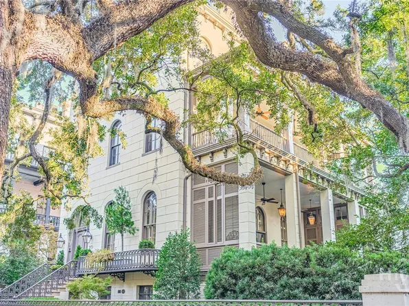 20 W Gaston Street, Savannah, GA 31401