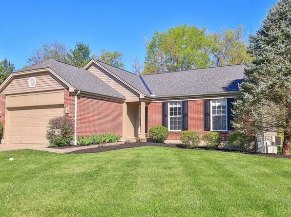 1544 Thornberry Rd, Amelia, OH 45102