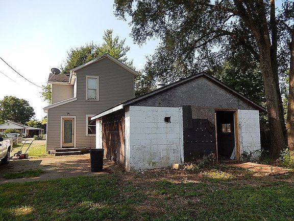 3rd image of 705 Buena Ave