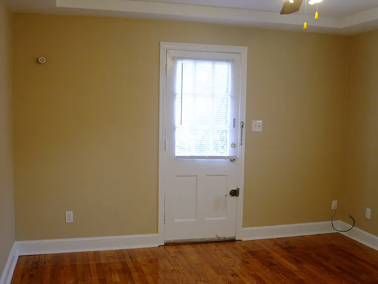 8401 Greenwood Ave — Photo 15