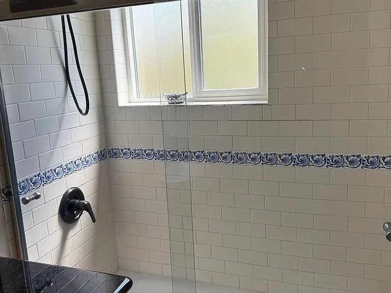 2071 Vista Del Mar Ave — Photo 22