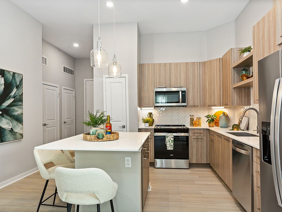 01-Aventon-Lana-Two-Bedroom-Model-Apartment