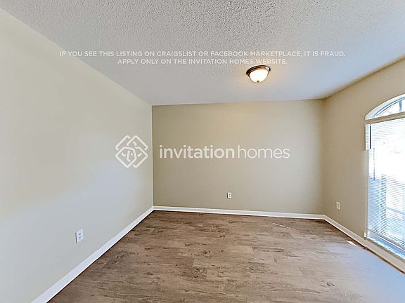 3rd image of 5108 Holland Ave