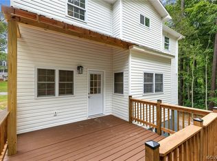 2701 Perdue Ct, Chester, VA 23831