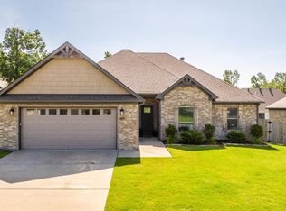 609 Creekside Cv, Bryant, AR 72022