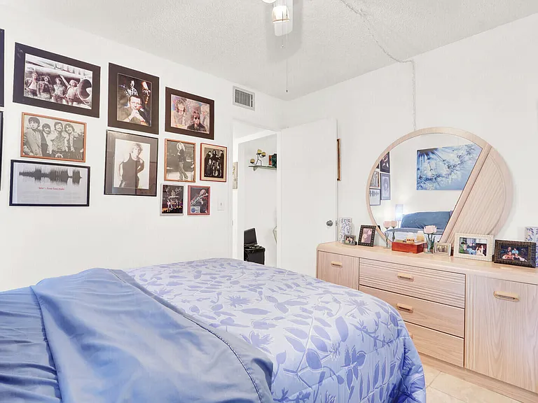 309 Knotty Pine Cir #A-1 — Photo 18
