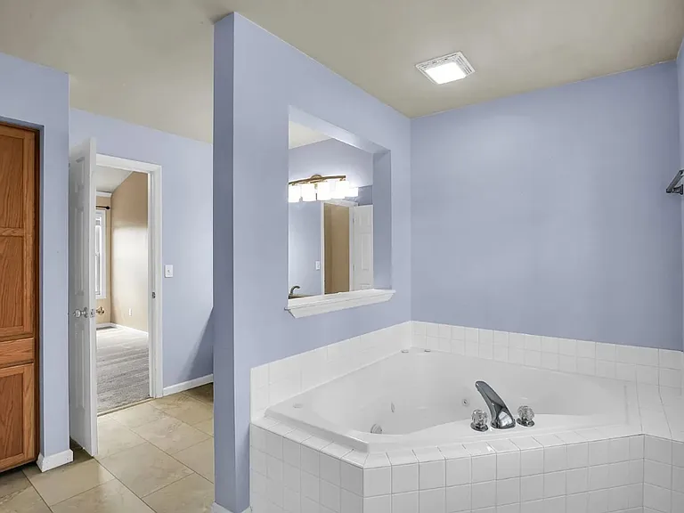 709 Indigo Dr — Photo 15