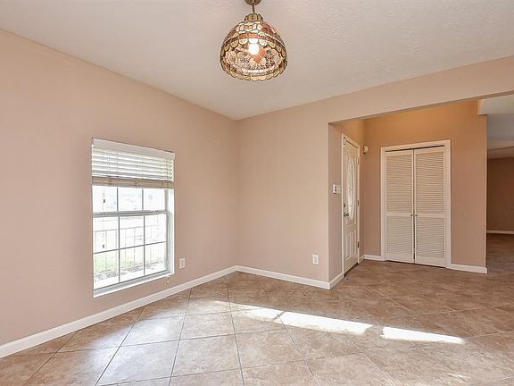 5th image of 10014 Kent Towne Ln