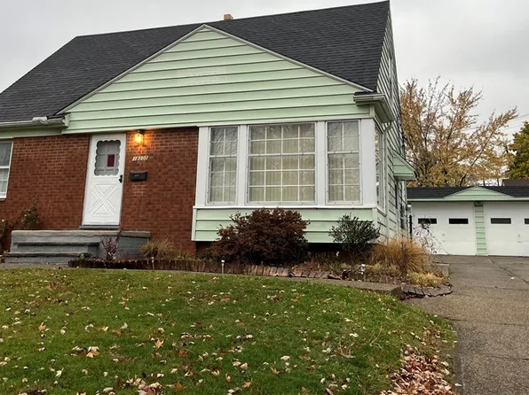 18805 Maple Heights Blvd, Maple Heights, OH 44137