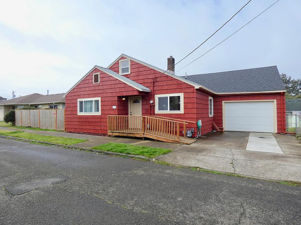 1st image of 645 NW Lee St
