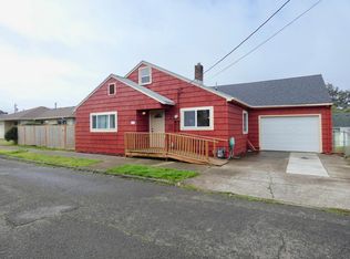 645 NW Lee St, Newport, OR