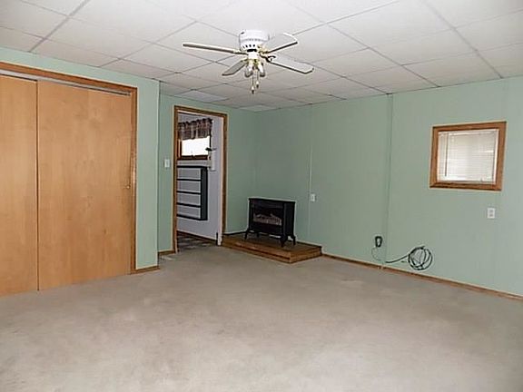 4th image of 359 Vernon St