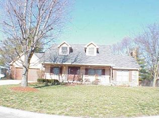 4306 W Fox Ridge Ave, Greenwood, IN 46143