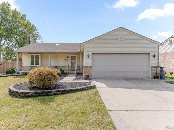 25007 Cary St, Taylor, MI 48180