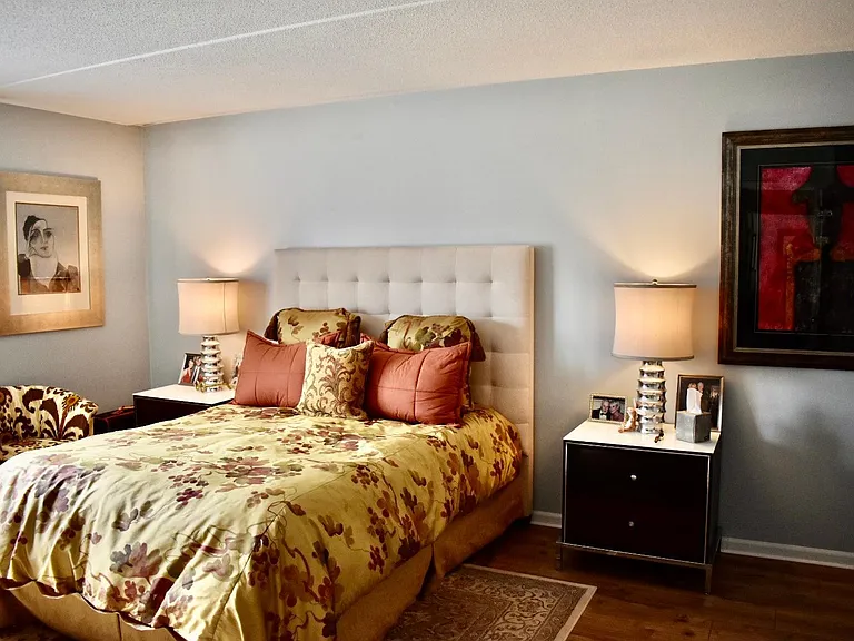 475 N Cass Ave #107 — Photo 15