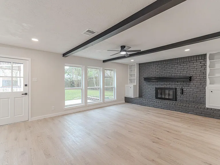 28814 Enchanted Dr — Photo 8