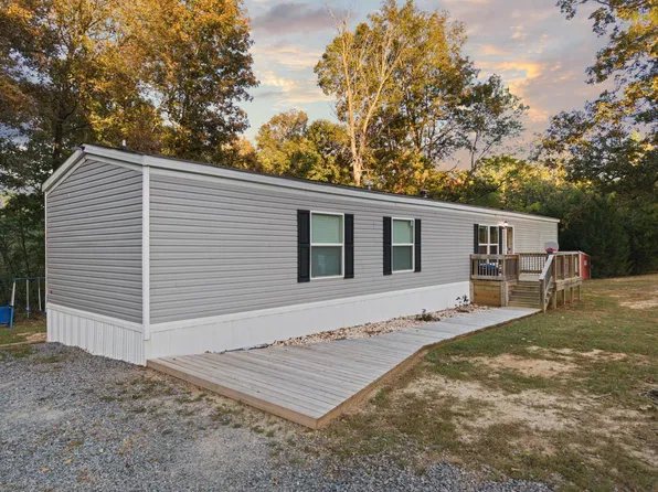 946 Oak Level Elva Rd, Symsonia, KY 42082