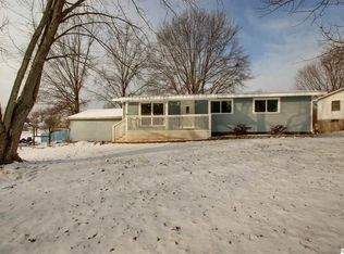 409 Mistletoe St, Payson, IL 62360