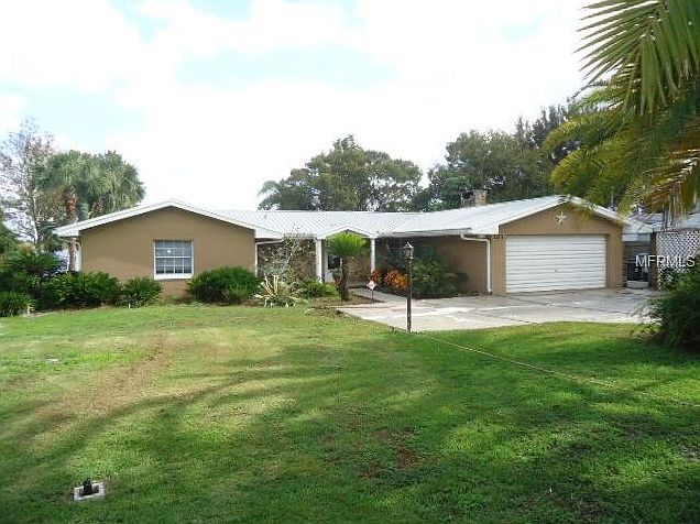 1st image of 823 Lake Agnes Dr