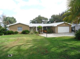 823 Lake Agnes Dr, Polk City, FL 33868