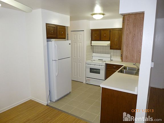 2nd image of 51 W 65th St APT 1