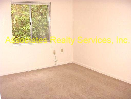 2nd image of 1213 NW 39th Ave #150-04