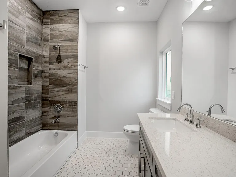 314 N Stiles St — Photo 33