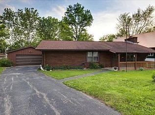 30 Sunset Dr, Neoga, IL 62447